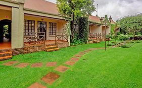 Afrique Boutique Hotel O.R. Tambo